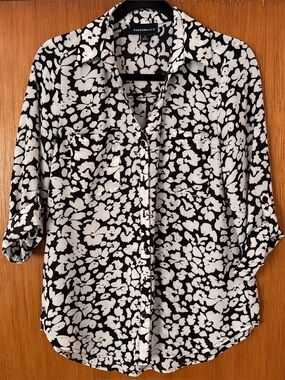 Black and White Floral Button-Up Blouse